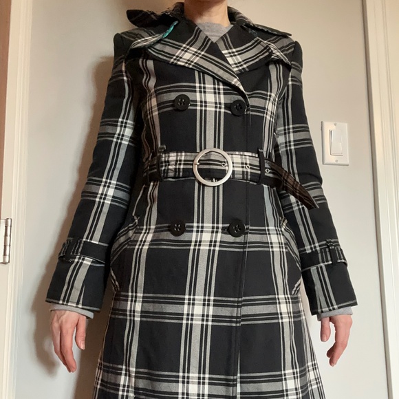 Black and White Trench Coat - Picture 1 of 8